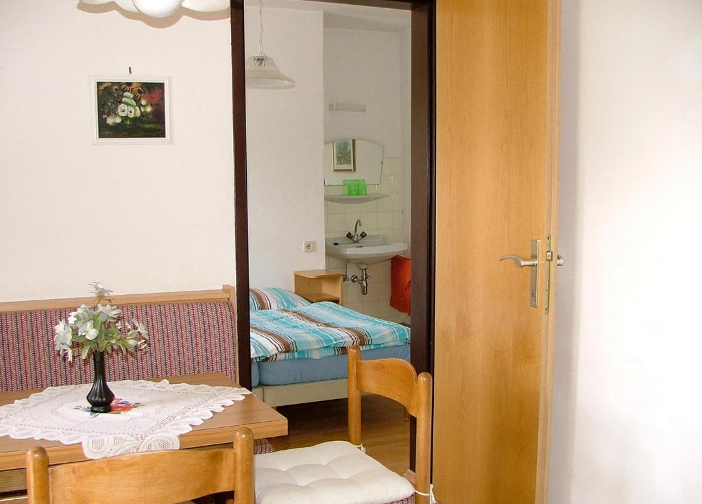 Pension Weiss room 3